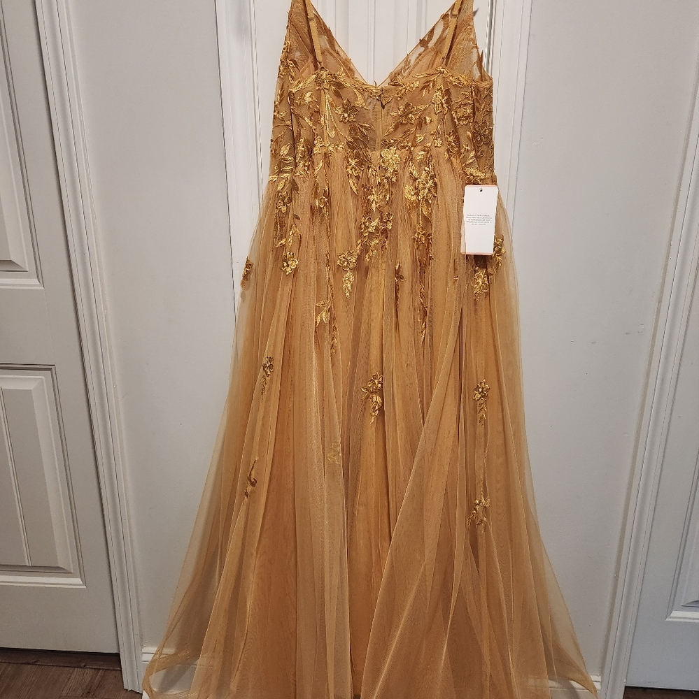 Elegant Gold Evening Gown